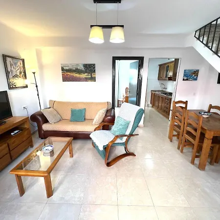 Casa Playa Torrecilla נרחה